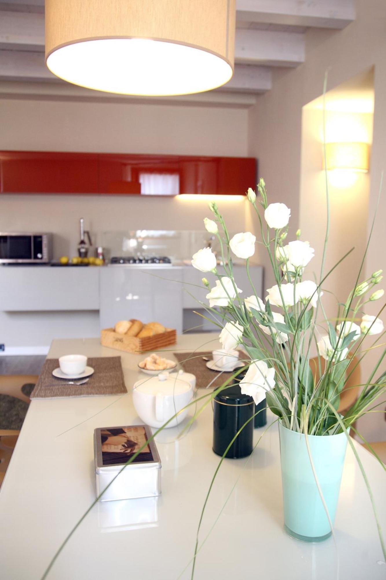 Corte San Luca Apartments Bardolino Room photo